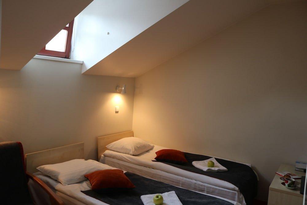 Apple Economy Hotel Kaunas Luaran gambar